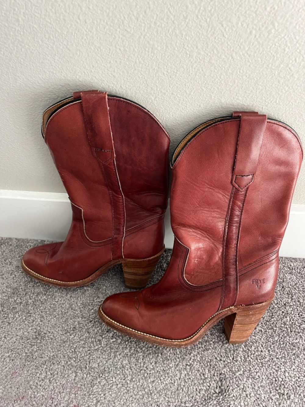 Vintage FRYE Oxblood Leather Western Boots Women's 6